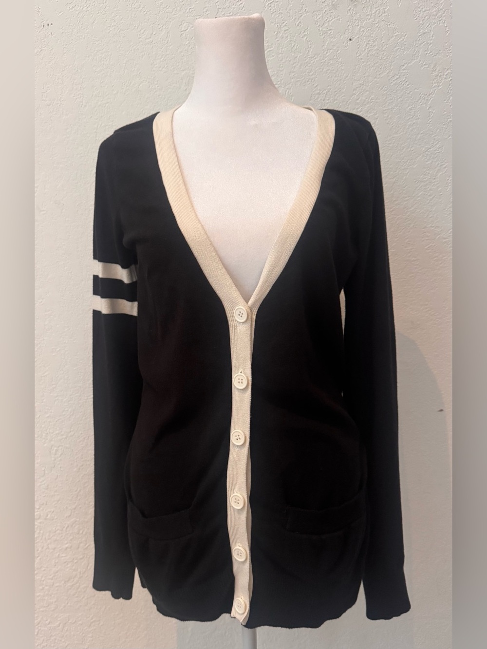 Sweet Romeo black button front knit cardigan sweater with ivory piping & details